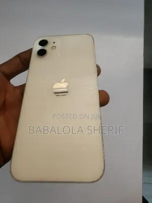 Apple iPhone 12 64GB White