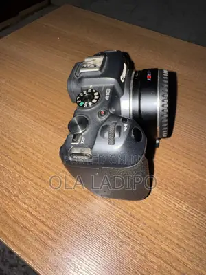 Canon EOS RP Kamara Mai Girman Gaske