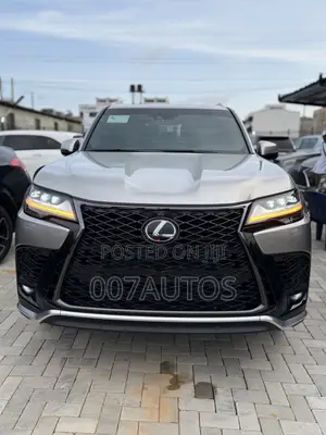Lexus LX 600 2023 SUV