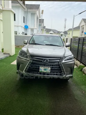 Lexus LX 570 5-Gida AWD 2018