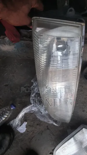 Direct Tokunbo Camry 1998 Headlight (Passenger Side)