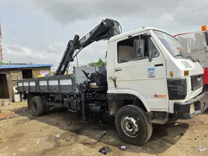 MAN 2000 Crane Truck (HIAB) - White