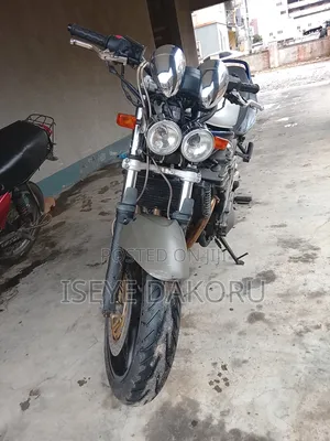 Suzuki Bandit 1200N 2002 Blue