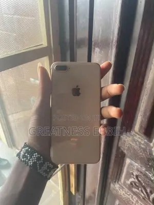Apple iPhone 8 Plus 64GB