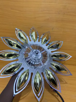 Vellmax 8W Modern Floral LED Crystal Light