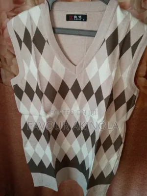 Quality Sweater Vest - Brand New