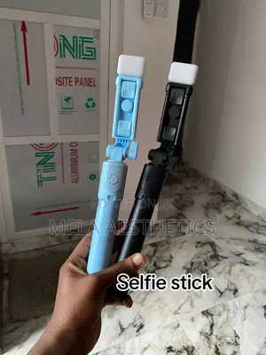 Brand New Selfie Stick