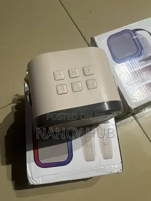 Live Soundcard K1 Karaoke Speaker with 2 Mics