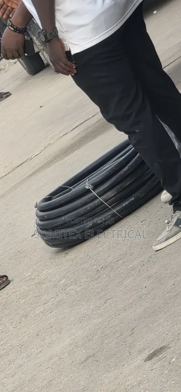 Basec 25mm x 5 Core Armoured Cable - 1