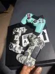 PlayStation 4 - Hackable, 3 Controllers, 5 Games - 4