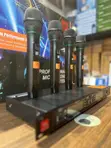 JBL 4-in-1 Wireless Microphone System - 1