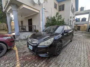 Subaru Legacy 2.5i Sedan na 2011