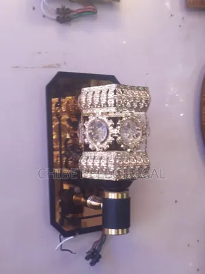 Brand New Wall Bracket Light with Daylight Sensor