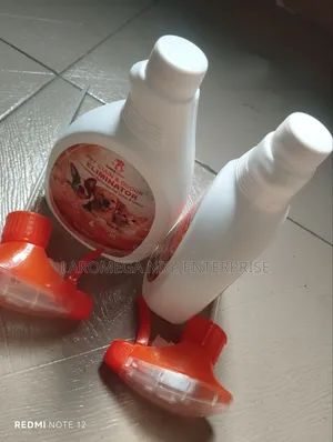 Mai Cire Kuraje da Ƙamshi na Dabba