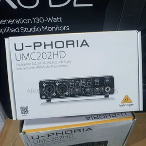 Behringer U-Phoria UMC202HD Studio Soundcard