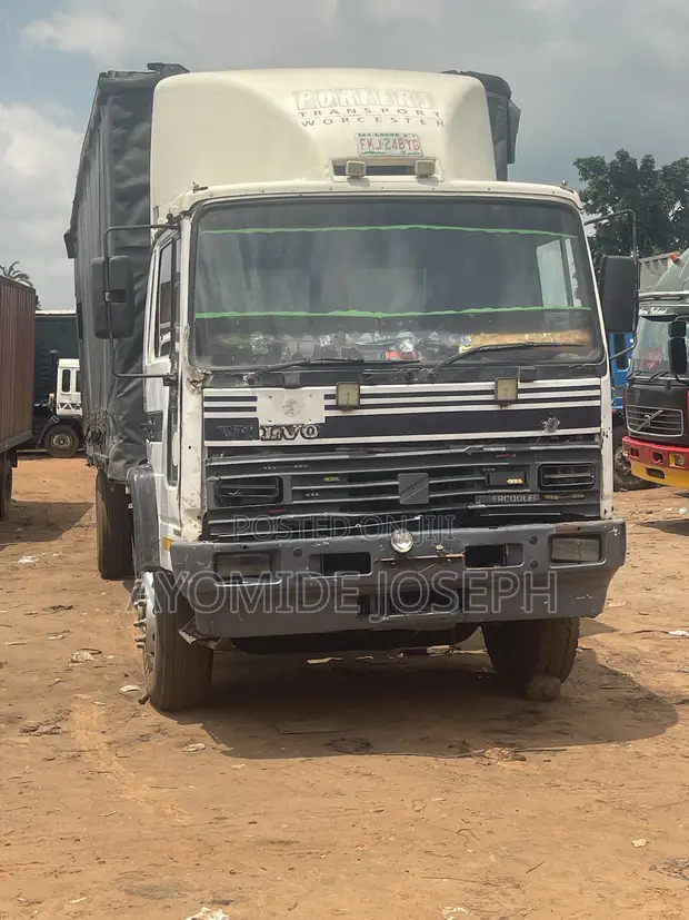 Babbar Motar Volvo FL - An Rinka Amfani Da Ita, Lafiyayyiya - 1