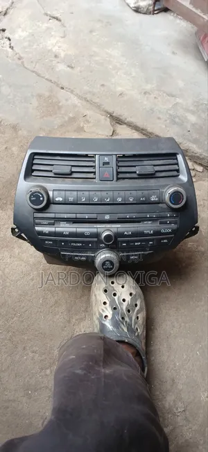 Honda Crosstour Radio 2010-2013