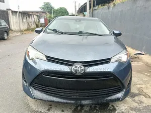 2017 Toyota Corolla LE Sedan - An Samu Daga Kasashen Waje