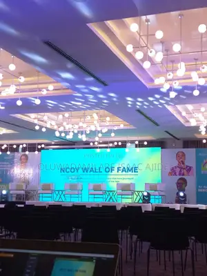 Sabon LED Nuni Screen 9m x 3m