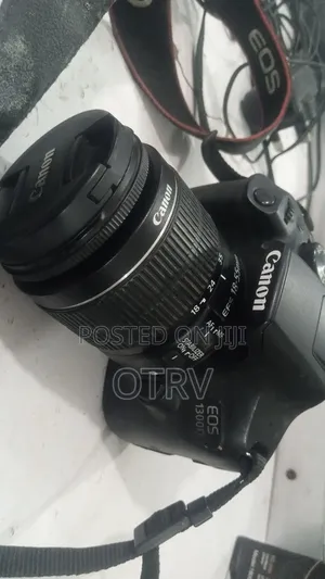 Canon EOS 1300D DSLR Kamera