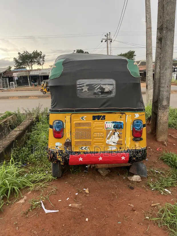 Babban Mota Mai Launi Yellow na 2007 - An Kula Da Ita Sosai - 1