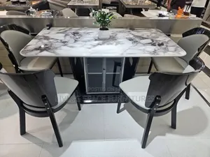 Glossy Dining Table with 6 Leather Chairs
