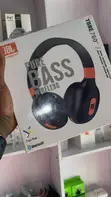 JBL Pure Bass Wireless Headphones - 1