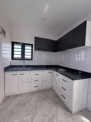 Home Interiors L-Shape Kitchen Cabinet with Marble Top