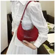 Croc Mini Half Moon Bag Mai Hannun Kayan Zare - 5