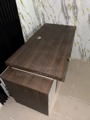 Home Interiors Meeting Table - Engineered Wood