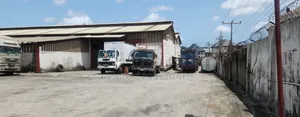 Babban Warehouse Don Siyarwa a Babban Ikotun