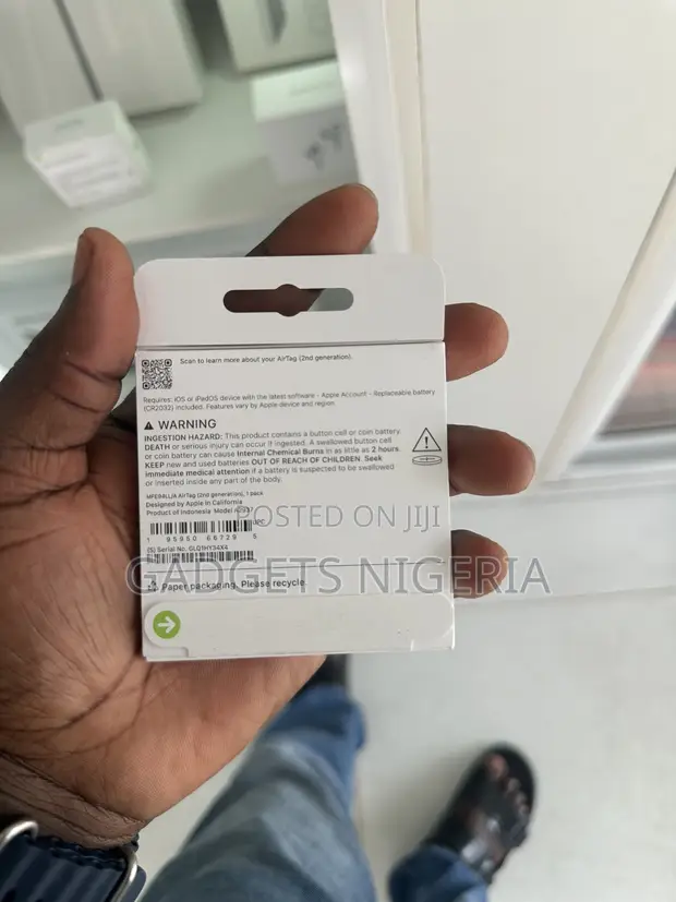 Apple AirTag (2nd Generation) - 1