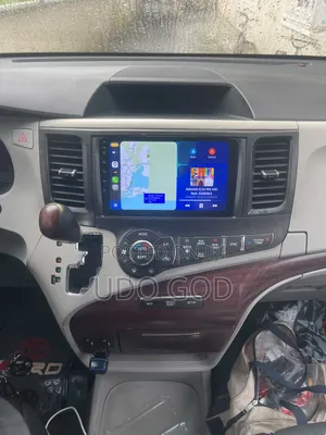 Toyota Sienna 2011-2014 Android/Apple CarPlay Screen