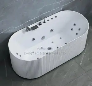 Ideal White Luxury Jacuzzi Bath Tub (Brand New)