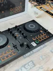 AlphaTheta DDJ-FLX2 DJ Controller - 1