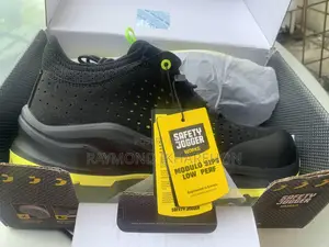 Safety Jogger Safety Boots - Size 42