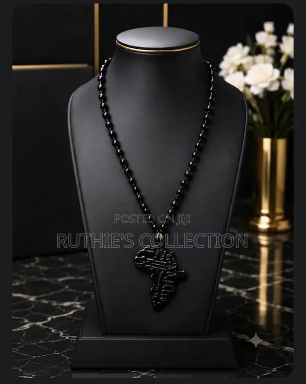 Ruth's Jewelry Collection - Necklaces, Beads & Rings - 1