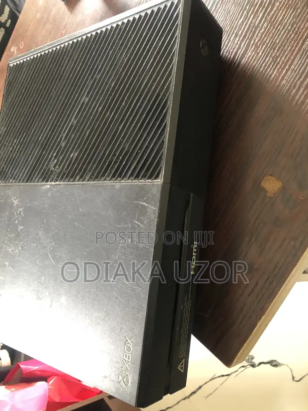 Xbox One (An Amfani) - 1