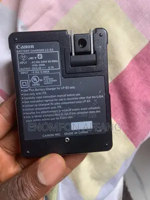 Canon LC-E5 Battery Charger and Battery