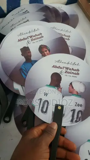 Handfans masu kyau na Musamman don Bikin