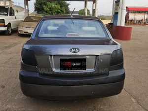 Kia Rio 1.6 Automatic Sedan ta 2008