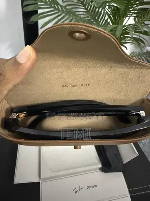 Ray-Ban Meta Smart Glasses (New)