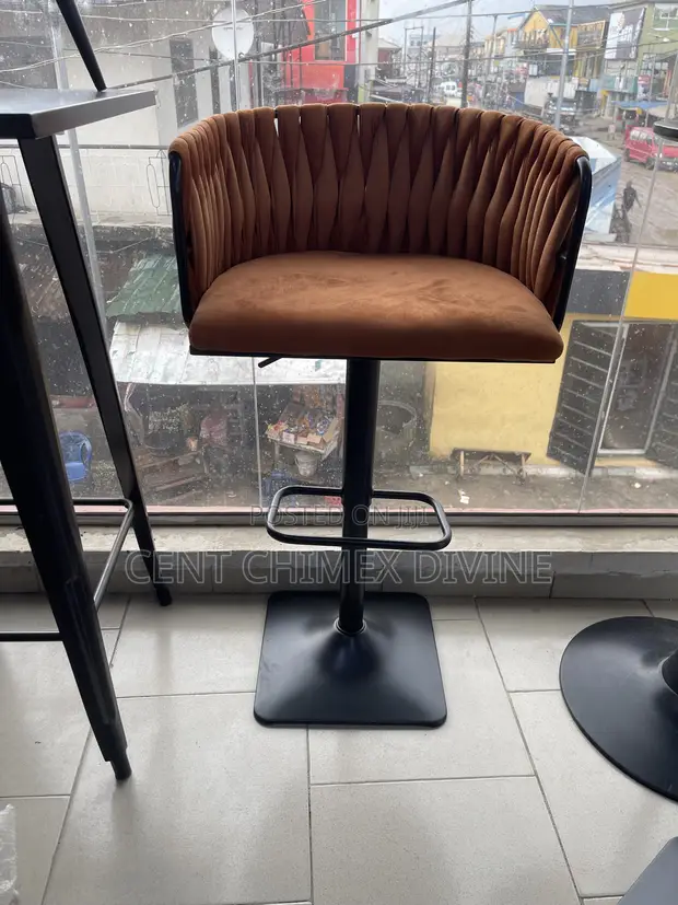Sabon Bar Stool na Gida daga Home Interiors - 1