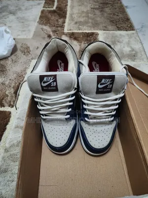 Nike SB Dunk Low Pro Beige Navy Sneakers - Size 44