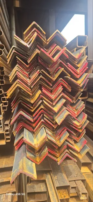 45x45mm Jirgin Karfe (5mm Kauri)
