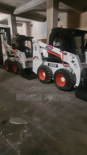 Sabon Bobcat S550 Skid Steer Loader da Injin Shara