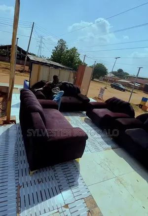 Home Interiors 7-Seater Sitting Room Chairs (Refurbished)