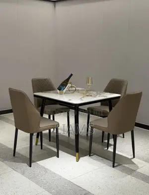 4-Seater Dining Set