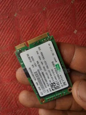 128GB SSD Stick (An Yi Amfani Da Shi)