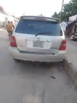 Toyota Highlander 2004 Silver - 3